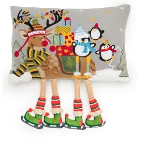 ENVOGUE Deer Friends Throw Pillow Christmas Reindeer